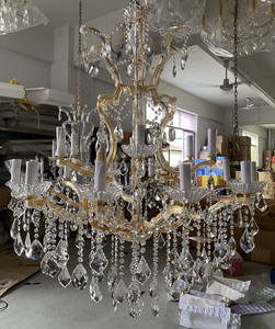 Lampadario in Ferro e Cristallo R&J per Interni, Garanzia di 4 Anni, Illuminazione a 360° per Decorazioni di Matrimoni ed Eventi - Product Image 2