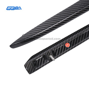 Alerones de fibra de carbono de lujo para puertas de Aston Martin DBX DB11 MY83-018K28-AB - Product Image 6