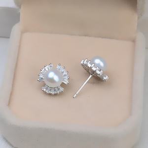 ต่างหูเงินแท้ S925 ชุบทองคำขาวและโรสโกลด์ ทรงสี่เหลี่ยม ประดับเพชรซิคอนสองแถว สำหรับทำเครื่องประดับมุก DIY ถาดเปล่าสำหรับฝังอัญมณี รุ่น 1043 - Product Image 2