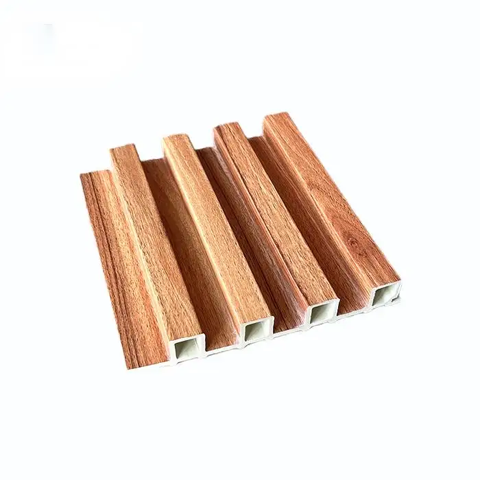 100% पर्यावरण के अनुकूल लकड़ी प्लास्टिक Fluted पैनल लकड़ी प्लास्टिक Cladding पैनल डब्ल्यूपीसी दीवार पैनल