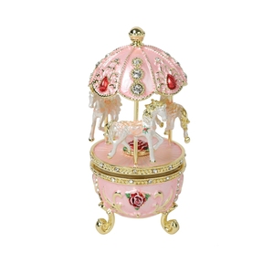 Boîte à musique carrousel en étain émaillé faite à la main SHINNYGIFTS, souvenir <span class=keywords><strong>de</strong></span> la Saint-Valentin, métal durable avec <span class=keywords><strong>Le</strong></span> <span class=keywords><strong>Lac</strong></span> des cygnes pour fille - Product Image 1