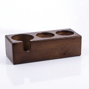 Support à verres en bois de qualité supérieure, élégant et raffiné, idéal pour la présentation sur comptoir, table ou en cuisine - Product Image 1