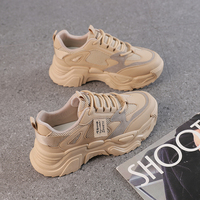 Offre Spéciale printemps étudiant en plein air marche polyvalent rue respirant femmes chaussures de sport