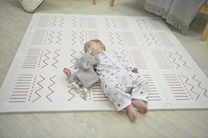 BABYGREAT nouveau tapis de jeu carré en mousse EVA doux pour la peau 10mm d'épaisseur pour les enfants de 3 ans et plus à la maison et à l'extérieur - Product Image 2