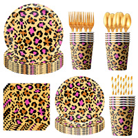 Décorations d'anniversaire pour fille motif guépard rose, comprenant assiettes, serviettes, gobelets, nappe, vaisselle pour fête de 18 ans sur le thème du léopard