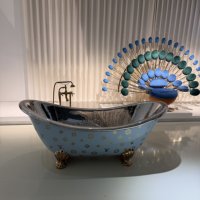 Baignoire de Luxe en Métal, Moderne et Minimaliste, en Acier Inoxydable, Finition Personnalisable pour Studio de Designer, Maison Écologique