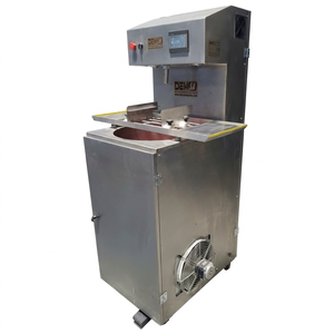 Machine à tempérer DEMSA pour le chocolat avec contrôle précis de la température, utilisation en boulangerie - Product Image 1