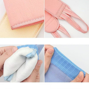 Brosse de bain naturelle exfoliante avec gants en silicone, éponge délicate, ceinture de douche pour le dos GZ RTS, commande en gros mixte - Product Image 3
