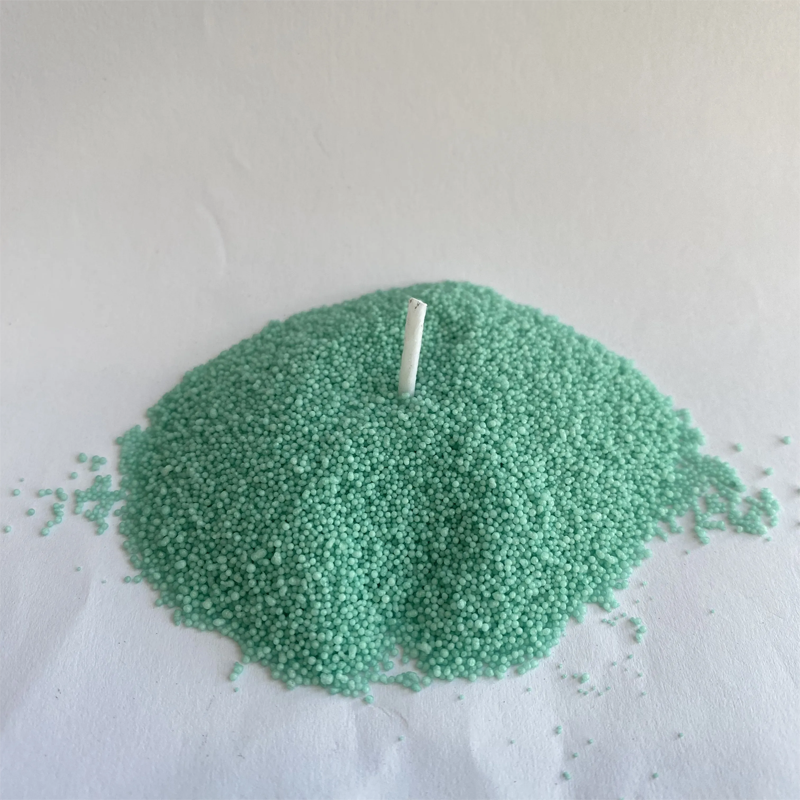 สีเขียว