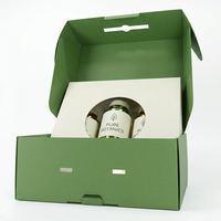 Boîte d'expédition en carton ondulé personnalisée, directement de l'usine, bleu marine texturé, imperméable, avec doublure en mousse, finition lin premium, logo de marque, vente en gros