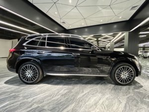<span class=keywords><strong>Mercedes</strong></span>-Benz <span class=keywords><strong>GLC</strong></span> 300L <span class=keywords><strong>4MATIC</strong></span> Dynamic Edition 2017, Usado, en Buen Estado, <span class=keywords><strong>Precio</strong></span> Bajo, Volante a la Izquierda, Turbo, Cuero Oscuro, SUV - Product Image 4