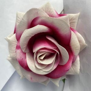 Cabezas <span class=keywords><strong>de</strong></span> Rosa Roja <span class=keywords><strong>de</strong></span> Terciopelo Artificial Realistas <span class=keywords><strong>de</strong></span> 11 cm, <span class=keywords><strong>Precio</strong></span> <span class=keywords><strong>de</strong></span> Fábrica al por Mayor LO-63, para Decoración <span class=keywords><strong>de</strong></span> Pasteles y Cajas <span class=keywords><strong>de</strong></span> Regalo - Product Image 3