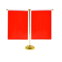 Base de support de poteau en métal ou en plastique de drapeau national de pays de rectangle de dessus de table de bureau de deux drapeaux pour la décoration de bureau d'affaires