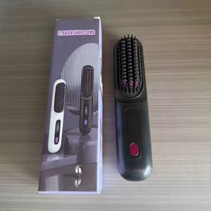 Brosse lissante électrique sans fil rechargeable OEM en gros, peigne chauffant rapide avec écran LCD - Product Image 6