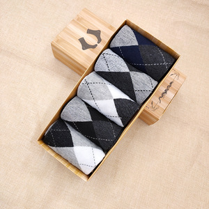Confezione Regalo all'Ingrosso di 5 Paia di Calzini da <span class=keywords><strong>Uomo</strong></span> in Cotone, Tinta Unita, Stile Business Casual - Product Image 3