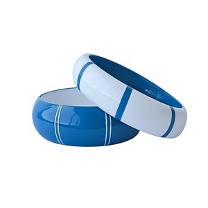 Ensemble de bracelets en résine céramique bleu et blanc de qualité supérieure 2026 – Bijoux de mode unisexe élégants et uniques pour femme, parfaits pour les fêtes - Product Image 1