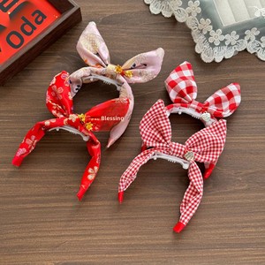 Bandeau pour animaux de compagnie rouge style chinois, coiffe festive du Nouvel An pour chiens Maltese et Bichon Frisé - Accessoires pour cheveux directement de l'usine - Product Image 4