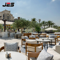 Ensemble de mobilier de restaurant extérieur J2S, mobilier de patio commercial, cadre en aluminium, design moderne, durable, imperméable, résistant aux UV, hôtel
