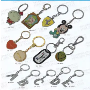 Porte-clés 2D 3D personnalisé en gros Porte-clés de forme personnalisée Porte-clés en métal Porte-clés en pvc avec le nom de votre logo