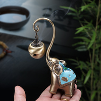 Encensoir suspendu vintage en métal en forme d'éléphant avec pot émaillé motif lotus pour la décoration zen, le yoga, la maison et le bureau