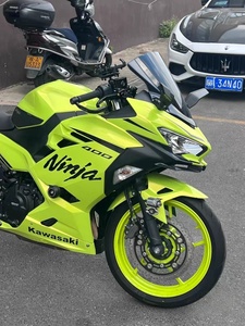 Moto d'occasion de style course, marque japonaise, 400 cm³, verte, modèle 2019 +25000 km, Ninja 400 fabriquée au Japon, Ninja 4 - Product Image 4