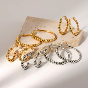 Pendientes de aro de oro de 18 quilates y acero inoxidable con diseño geométrico de cuentas para mujer, joyería de moda para fiestas. - Product Image 2