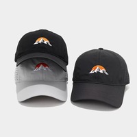 Gorra de Béisbol Deportiva para Senderismo al Aire Libre, con Visera Curva, de Secado Rápido y Transpirable, con Bordado de Montaña al Amanecer