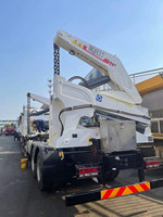 Châssis de camion CAMC 8x4 avec élévateur latéral (gauche)