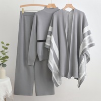 Ensemble 3 pièces personnalisé : Cardigan cape, pull et pantalon coupe droite, motif géométrique, anti-boulochage, vêtements d'hiver pour sororité