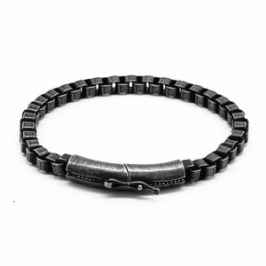 Yunnique-pulsera con cadena de motocicleta estilo punk europeo americano, cierre magnético de acero y titanio negro, joyería Unisex - Product Image 1