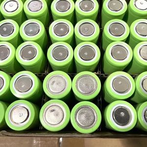 Sel Baterai Lithium Ion Pana Sonic NCR18650B 18650 <span class=keywords><strong>3</strong></span>.7v 3400mAh 3C Flat Top Isi Ulang - Product Image 5