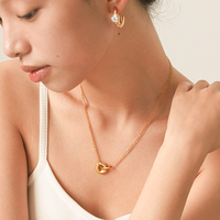 Set Perhiasan Kalung dan Gelang Choker Lingkaran Saling Terkait dari Baja Anti Karat Berlapis Emas PVD 18K H&C, Set Perhiasan Minimalis untuk Wanita