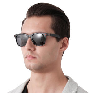Lunettes de soleil polarisées Conchen pour hommes, monture noire, verres TAC, protection UV400, sports de plein air, conduite, style rétro tendance - Product Image 3