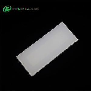 Produit en verre trempé rectangulaire ultra transparent avec un design givré unique - Product Image 5