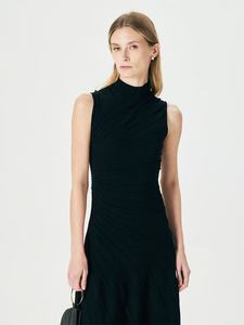 Abito Estivo 2026 Senza Maniche in Maglia Plissettata a Mezza Lunghezza, Elegante e Raffinato per Uso Quotidiano Femminile - Product Image 2
