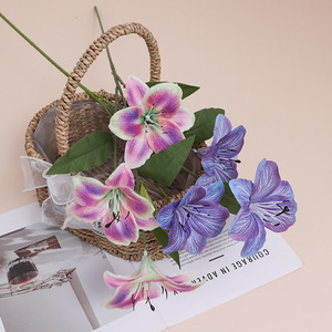 Petites fleurs artificielles de lys Monet Garden, lot de 3, décoration douce pour salle de mariage, hôtel, arrangement floral, fleurs en soie - Product Image 2