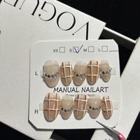 Faux ongles à presser faits main, personnalisés, nude, à motif écossais, effet œil de chat, nœud 3D, ombré, forme ovale et cercueil 057 058 059 060