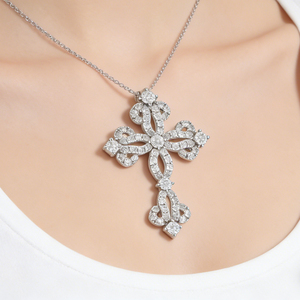 สร้อยคอจี้รูปกางเขนแบบคลาสสิก ชุบทองคำขาว 10K/14K/18K ประดับเพชร CVD ผลิตในห้องปฏิบัติการ ของขวัญสำหรับโอกาสพิเศษ - Product Image 4