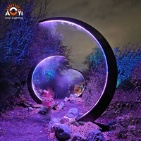 Sculpture LED RGB étanche IP67 en forme de Porte de Lune - Installation artistique interactive d'extérieur avec effet de brume pour forêt, parc et festival