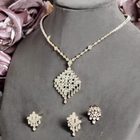 Juego de Joyería Nupcial India Chapada en Rodio, Collar y Aretes Largos Estilo Dubái y Arabia Saudita