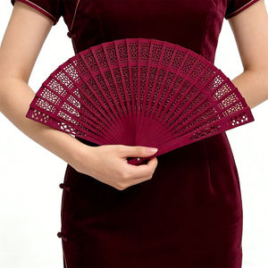 ของชำร่วยงานแต่งงาน พัดไม้แกะสลักลายดอกทานตะวัน มีสินค้าพร้อมส่ง - Product Image 3