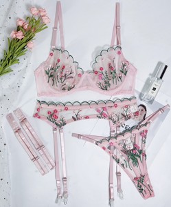 Hot-Selling New Sexy Lingerie Embroidery Floral Lace Sexy Lingerie Set - Product Image 6