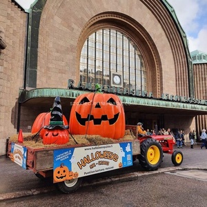 Những khoảnh khắc đáng yêu của ca sĩ jack-o'-Lantern lang thang dễ thương chụp ảnh với đầu bí ngô - Product Image 3