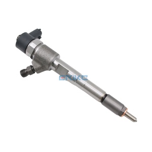 Systèmes d'injection de carburant ERIKC 0 445 110 326 Buses de pompe automatique 0445 110 326 0445110326 pour Opel - Product Image 1