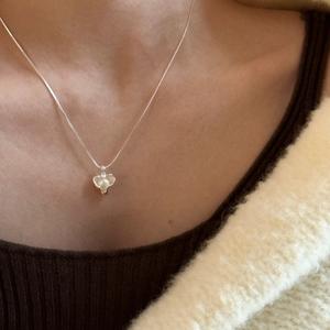 S925 Pure Silver <b>Butterfly</b> Necklace Pearl Set Chain Vintage Elegant Temperament <b>Light</b> Luxury Niche Fashion Pendants Charms - Product Image 5