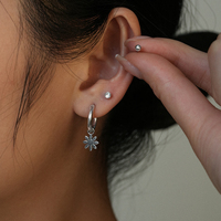 Ensemble de trois pièces de boucles d'oreilles en diamant unique à la mode européenne et américaine bijoux en acier inoxydable pour femmes