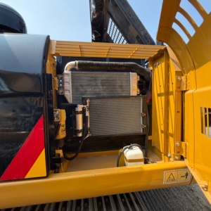 รถขุดตีนตะขาบแคทมือสอง รุ่น Cat 320d คุณภาพสูงจากญี่ปุ่น เครื่องจักรก่อสร้างมือสอง น้ำหนัก 20 ตัน รถขุด Cat320d ลดราคาพิเศษ - Product Image 3