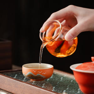 Tazza da Tè in Ceramica con Uccelli in <span class=keywords><strong>Volo</strong></span> su Montagna Verde, Regalo Culturale Creativo di Tendenza Nazionale, Set Regalo con Servizio da Tè - Product Image 2