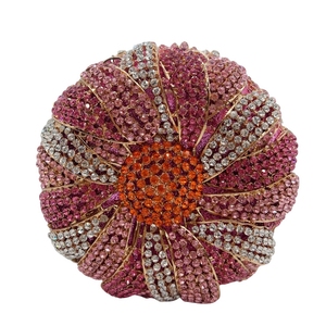 Bolso de Mano Elegante con Pedrería y Flores para Mujer, Bolso de Noche con Cristales Exquisitos y Cadena para Fiestas y Celebraciones - Product Image 5