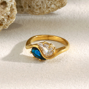 18K Gold Plated Stainless Steel Finger <b>Ring</b> Two Tone Blue White Crystal Prong Setting Curved Band <b>Statement</b> <b>Ring</b> For Women Party - Product Image 3